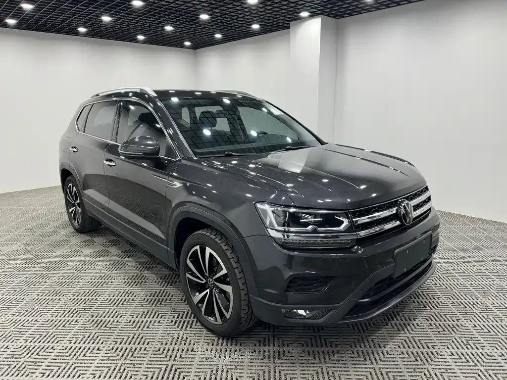 Volkswagen Tharu — фото 1