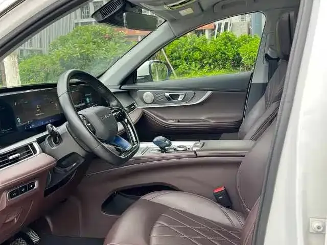Chery Tiggo 8 PRO NEV — фото 3