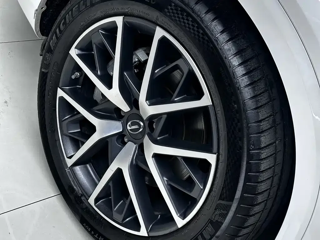 GAC Motor Trumpchi GS8 — фото 4