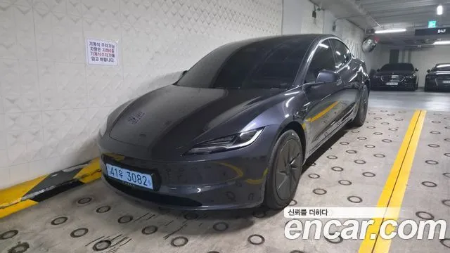Tesla Model 3 — фото 2