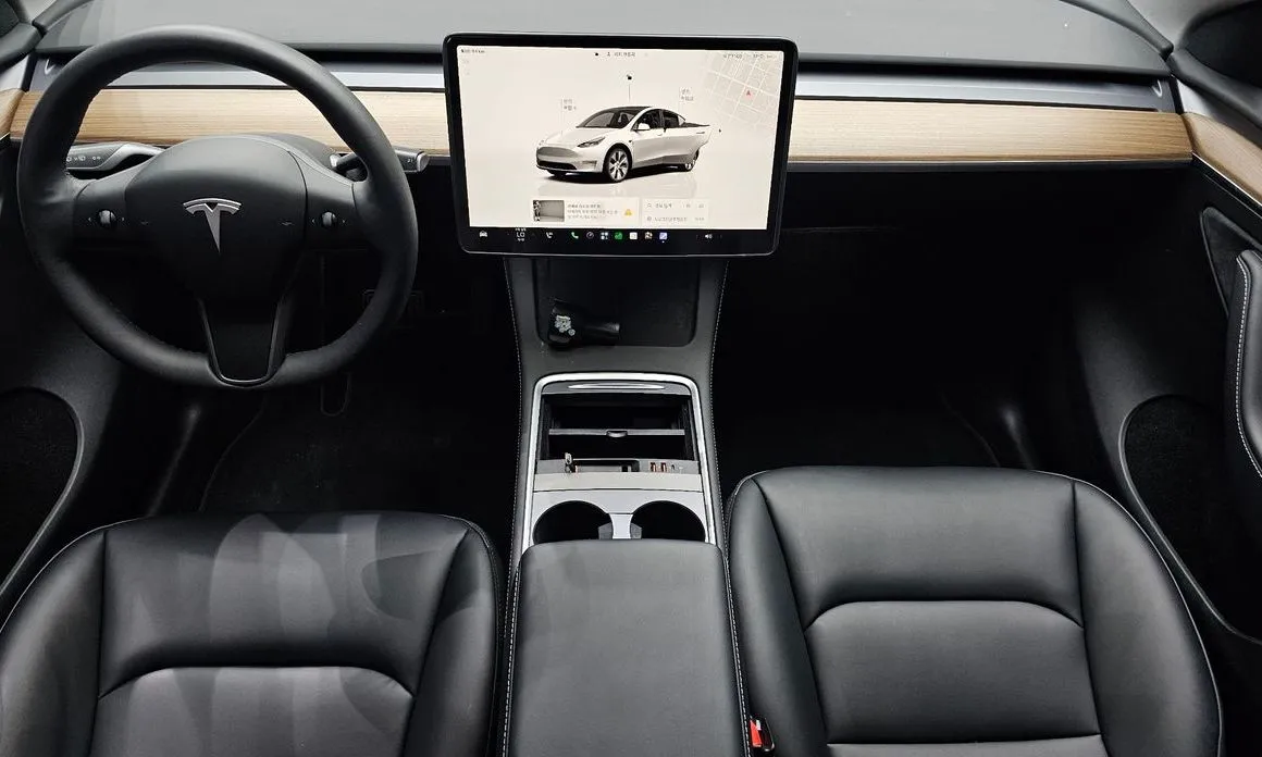 Tesla Model Y — фото 5