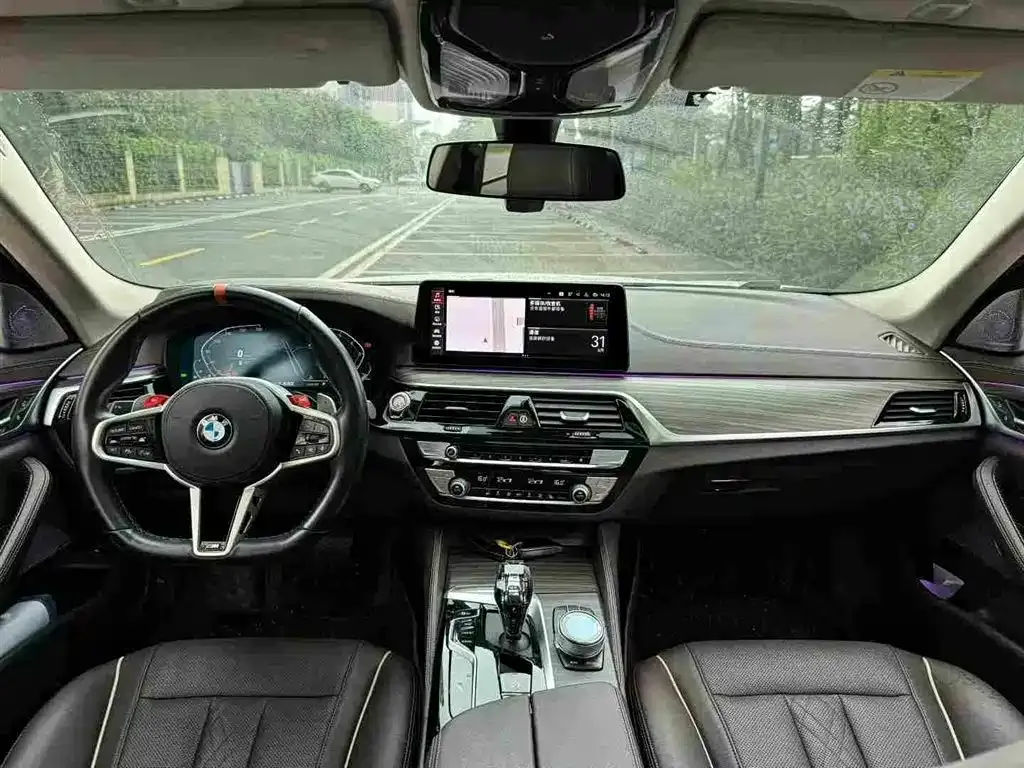 BMW 5 Series — фото 5