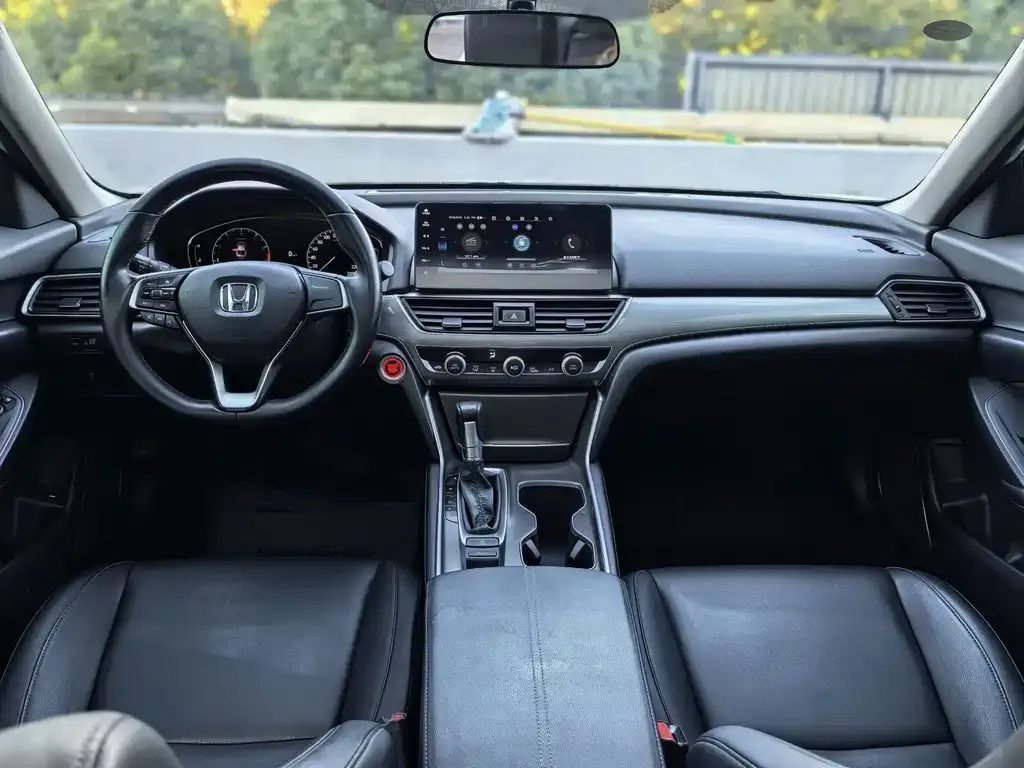 Honda Accord — фото 5