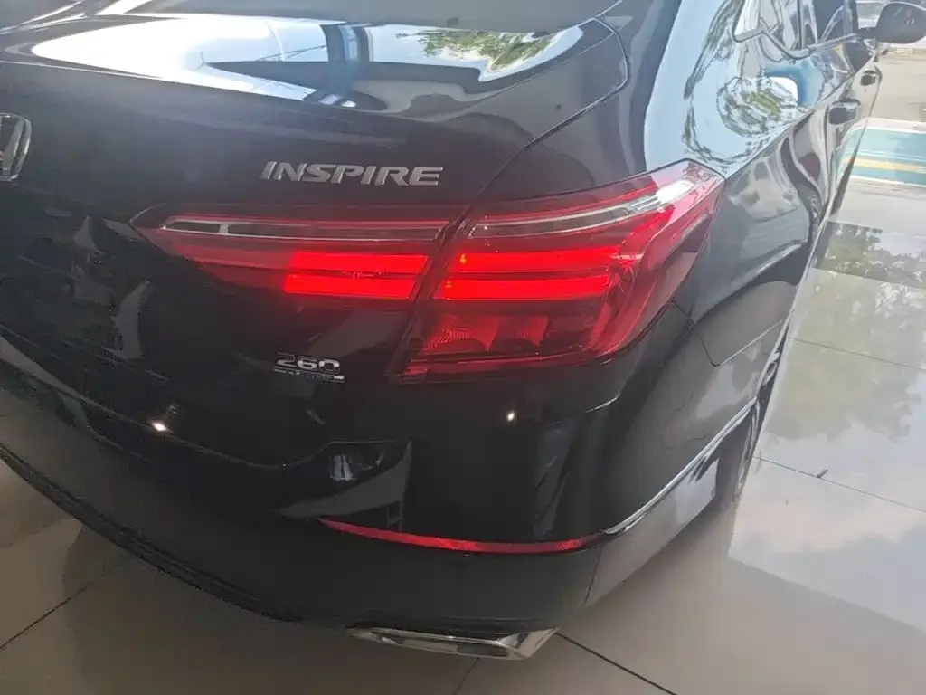 Honda Inspire — фото 7
