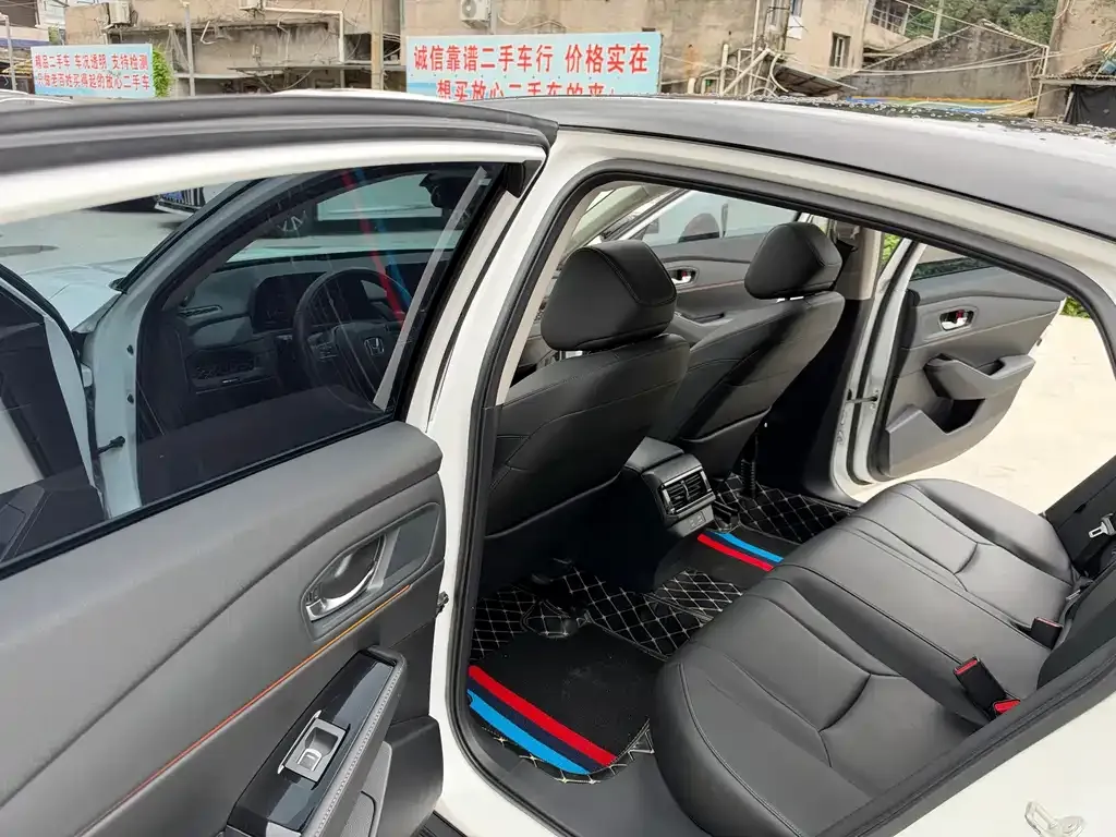 Honda Accord — фото 3