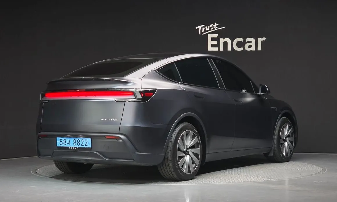 Tesla Model Y — фото 2