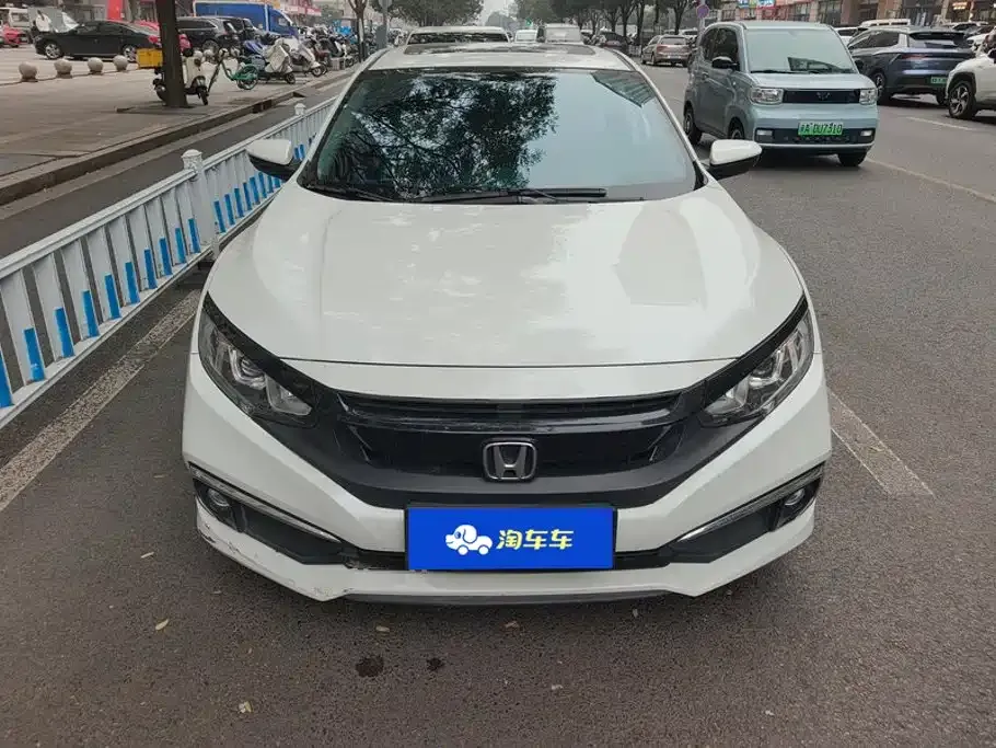 Honda Civic — фото 7