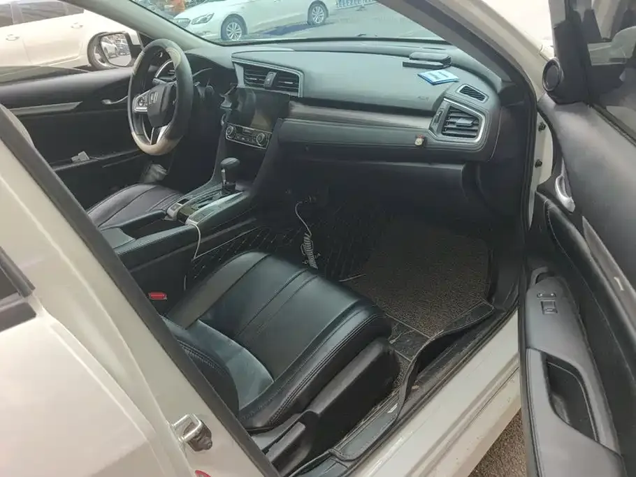 Honda Civic — фото 5