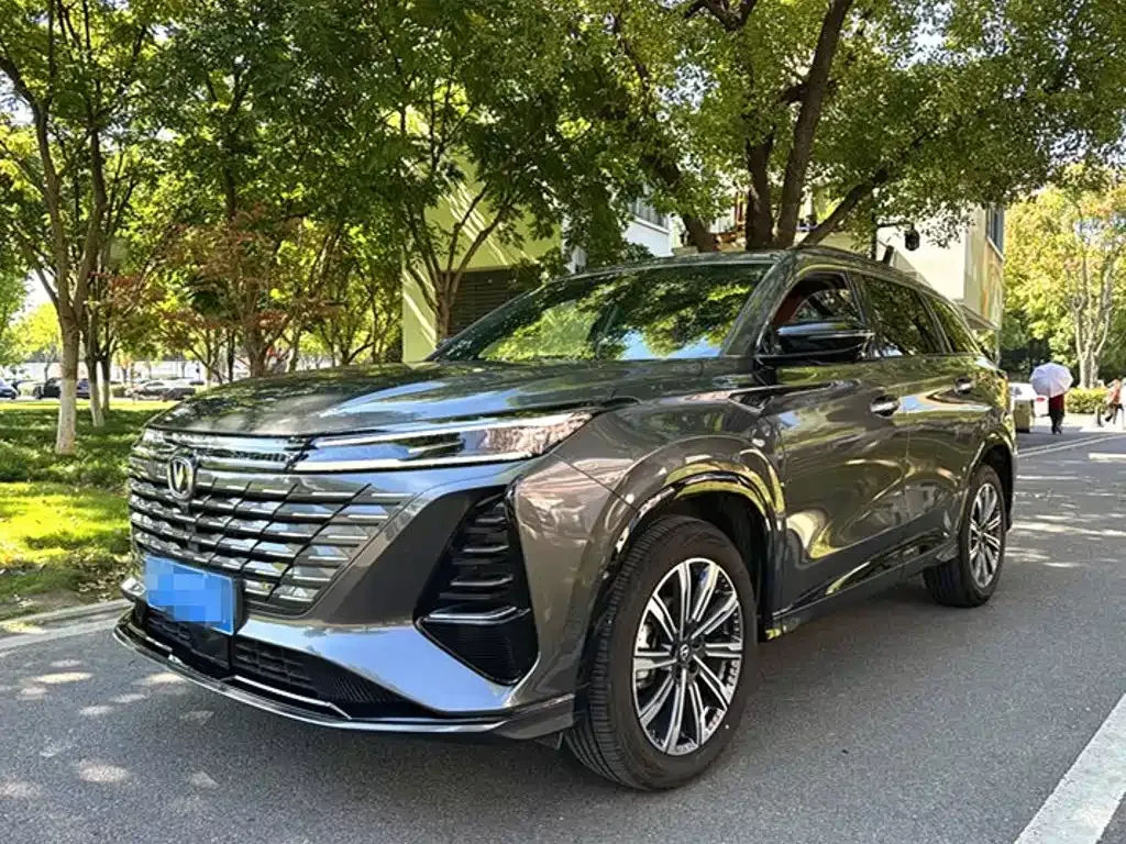 Changan CS75 PLUS — фото 8