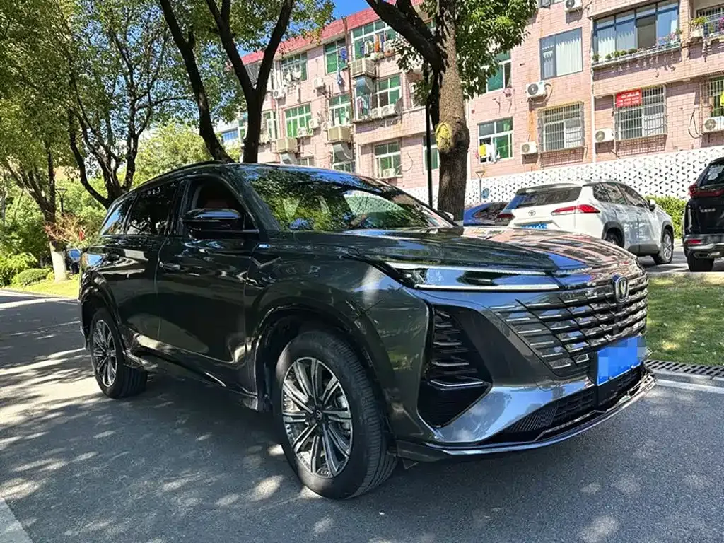Changan CS75 PLUS — фото 9