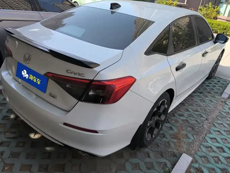 Honda Civic — фото 4