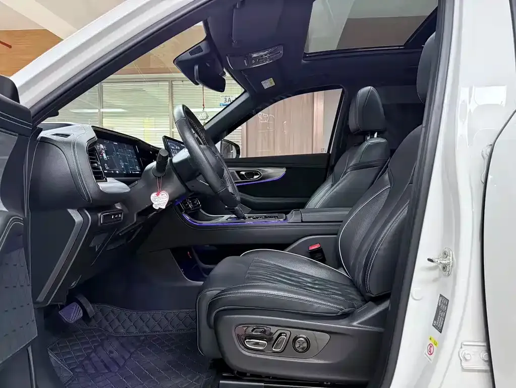 GAC Motor Trumpchi GS8 — фото 3