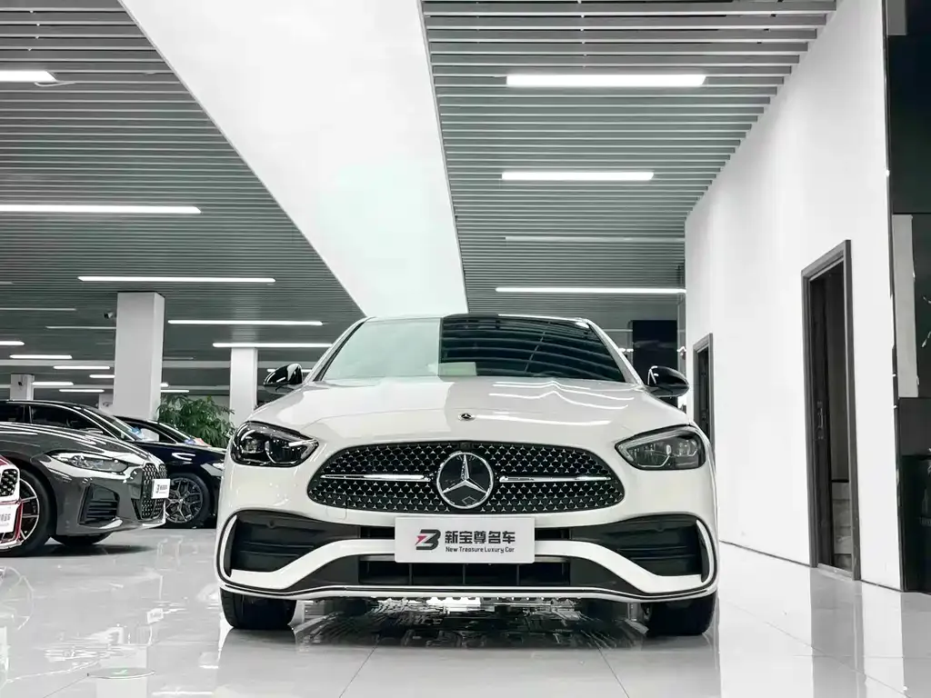 Mercedes-Benz C-Class — фото 7