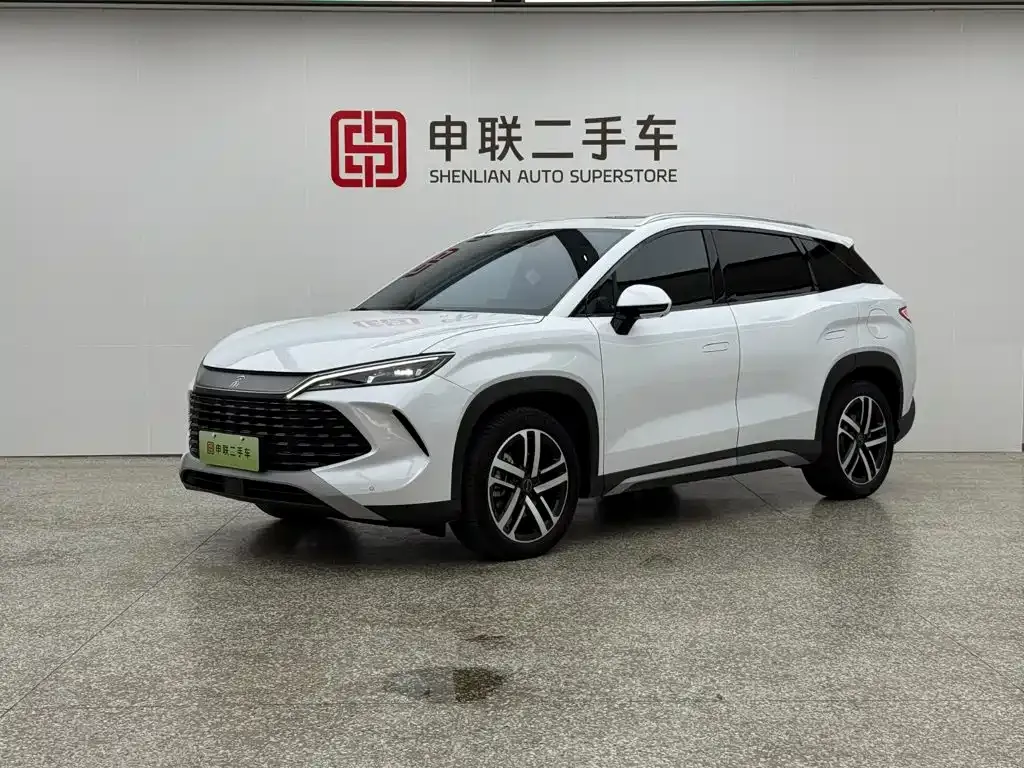 BYD L DM-i — фото 1