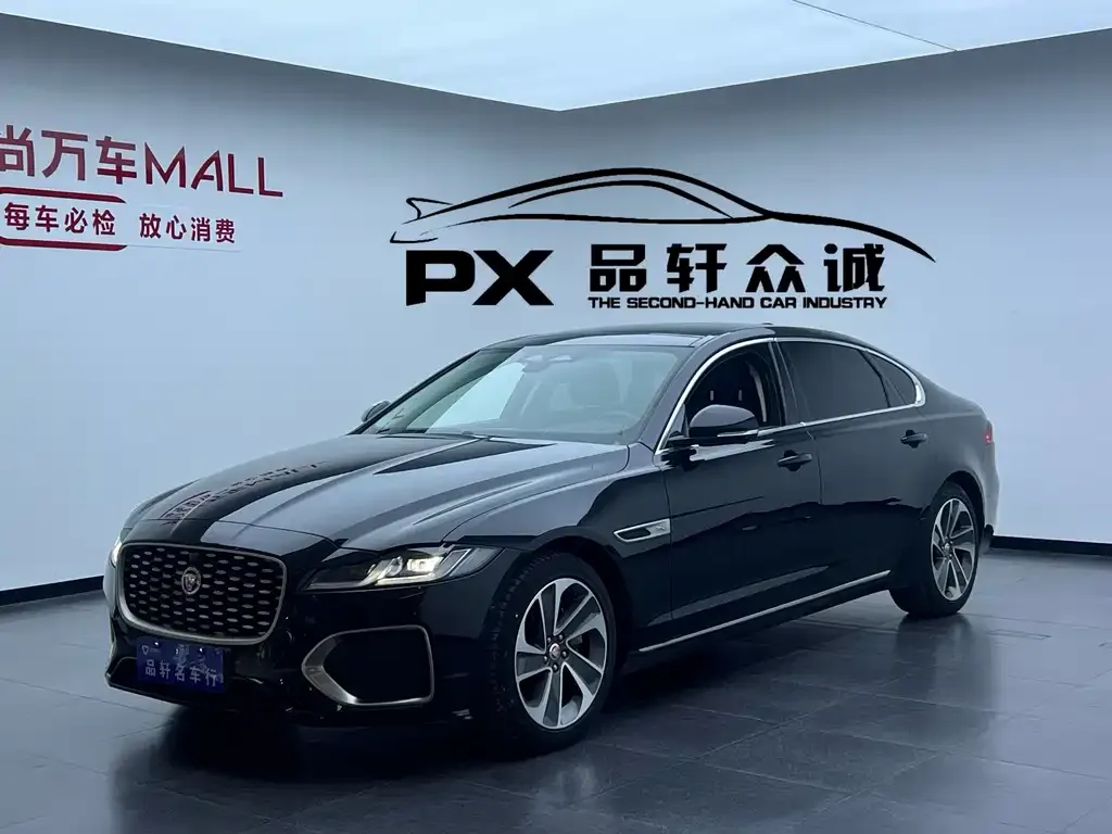 Jaguar XFL — фото 1