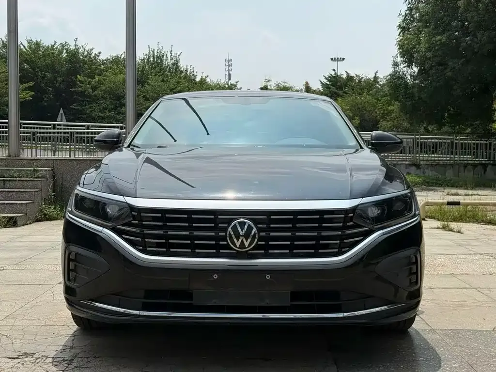 Volkswagen Passat — фото 2
