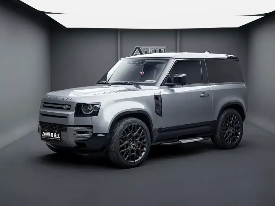 Land Rover Defender — фото 1