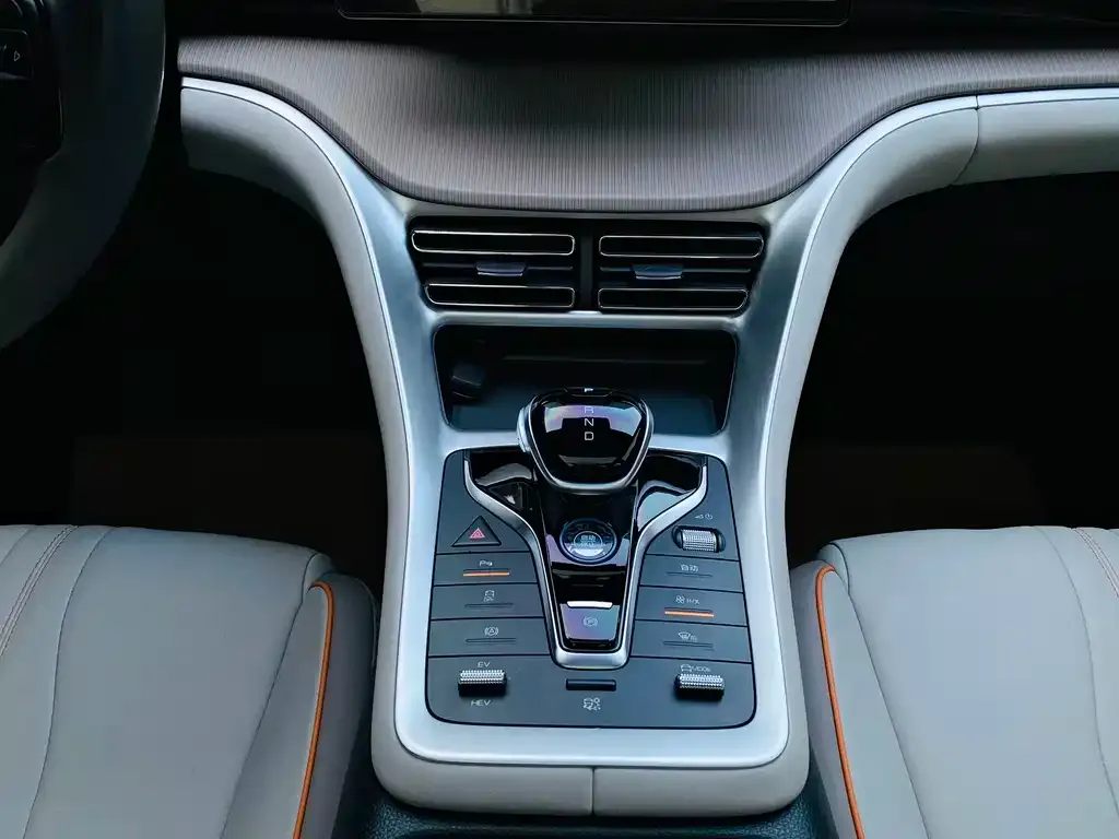 BYD Pro New Energy — фото 3