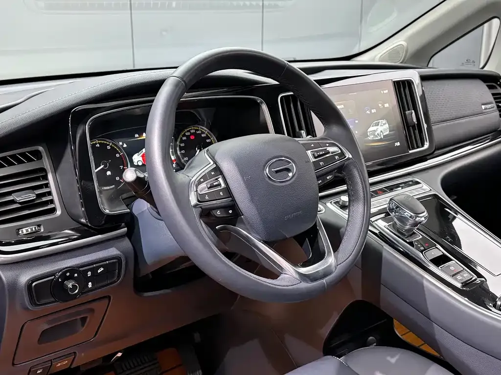 GAC Motor Trumpchi M8 — фото 8