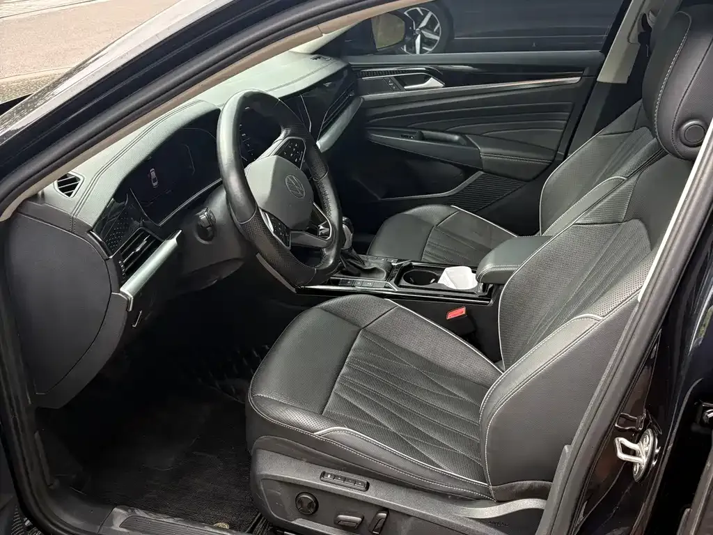 Volkswagen Passat — фото 6
