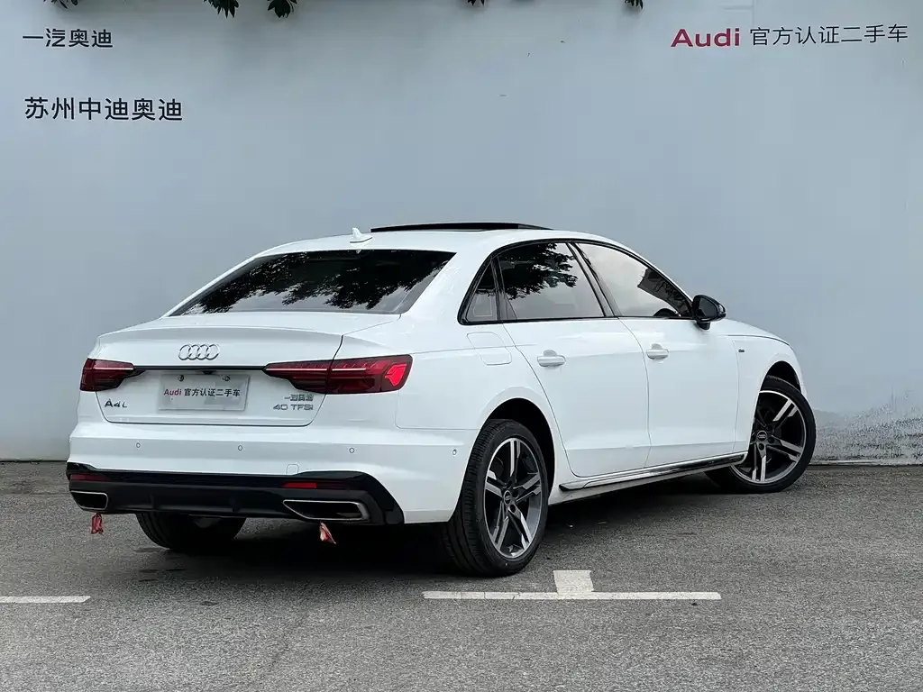 Audi A4L — фото 5