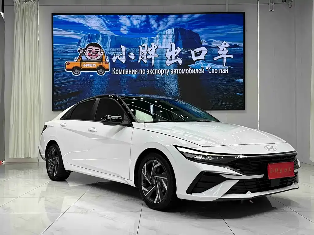 Hyundai Elantra — фото 10