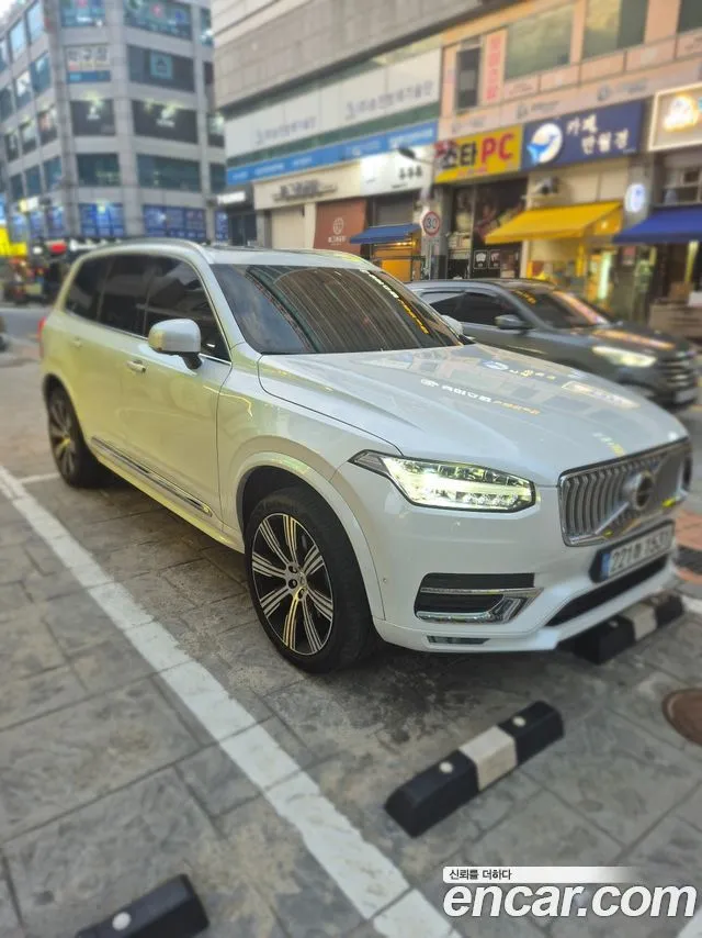 Volvo XC90 — фото 7