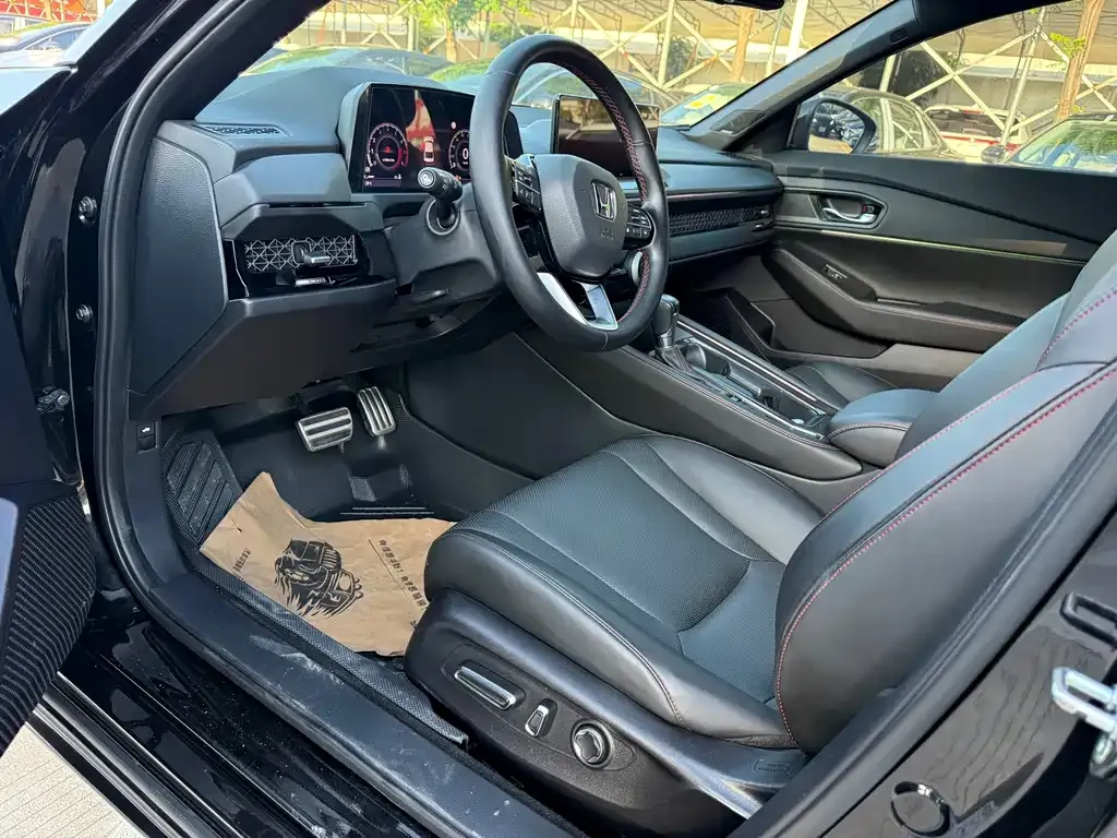 Honda Accord — фото 3
