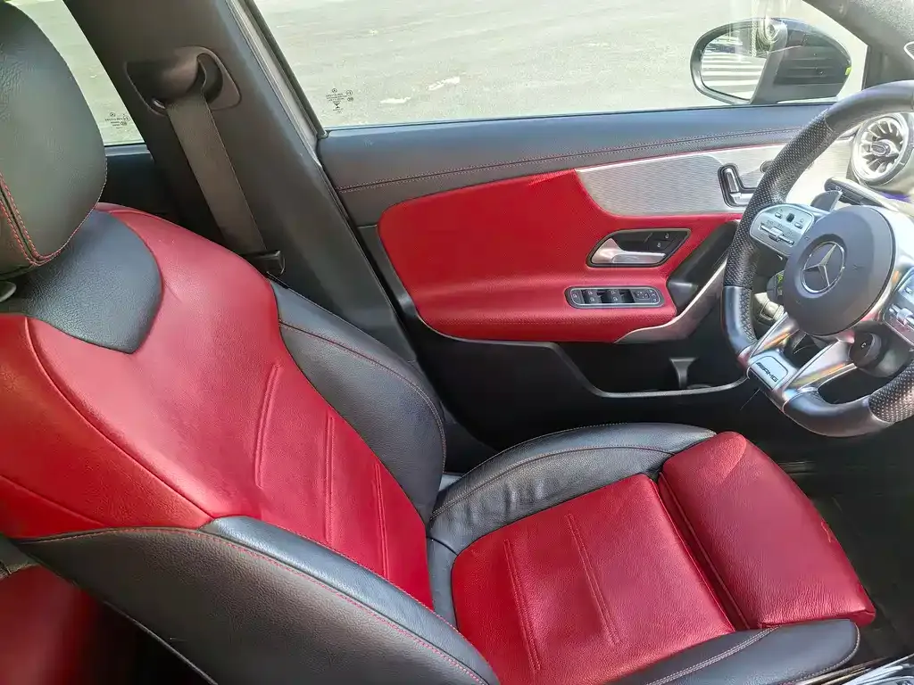 Mercedes-Benz A-Class AMG — фото 4