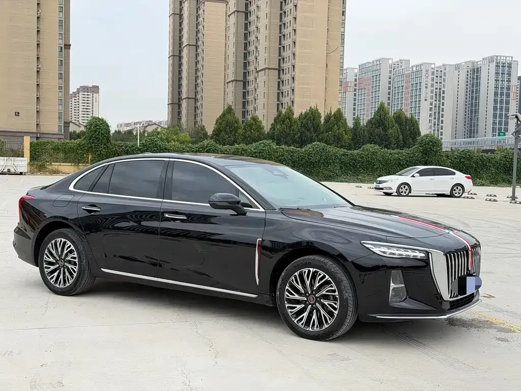 Hongqi H5 — фото 3