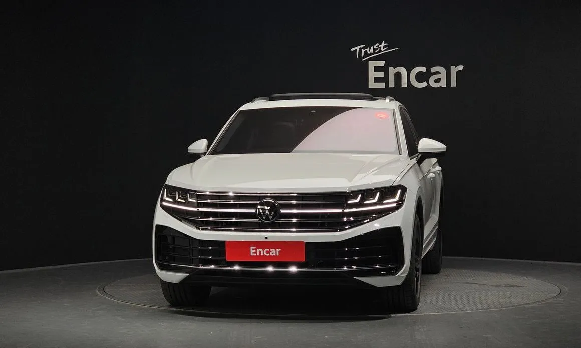 Volkswagen Touareg — фото 10