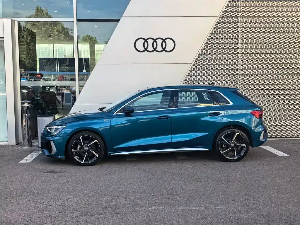 Audi A3 — фото 9