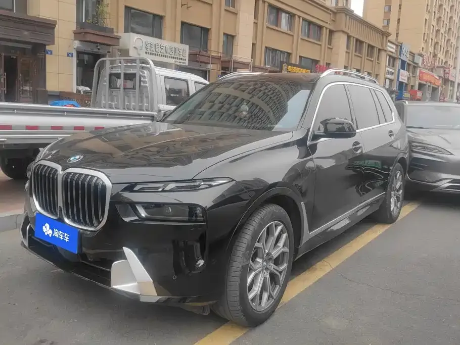 BMW X7 — фото 1