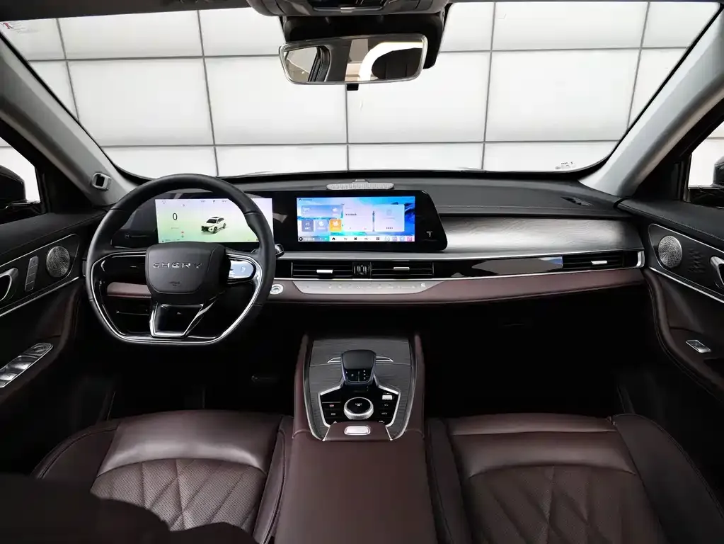 Chery Tiggo 8 PRO NEV — фото 4