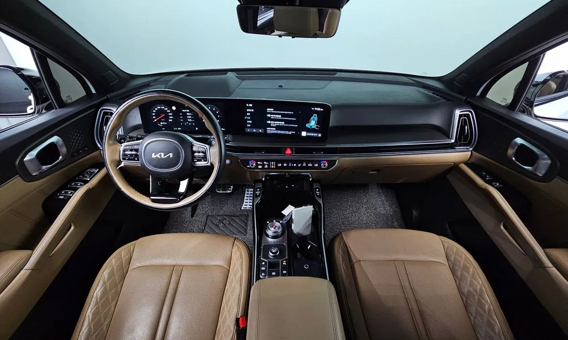 Kia Sorento — фото 9