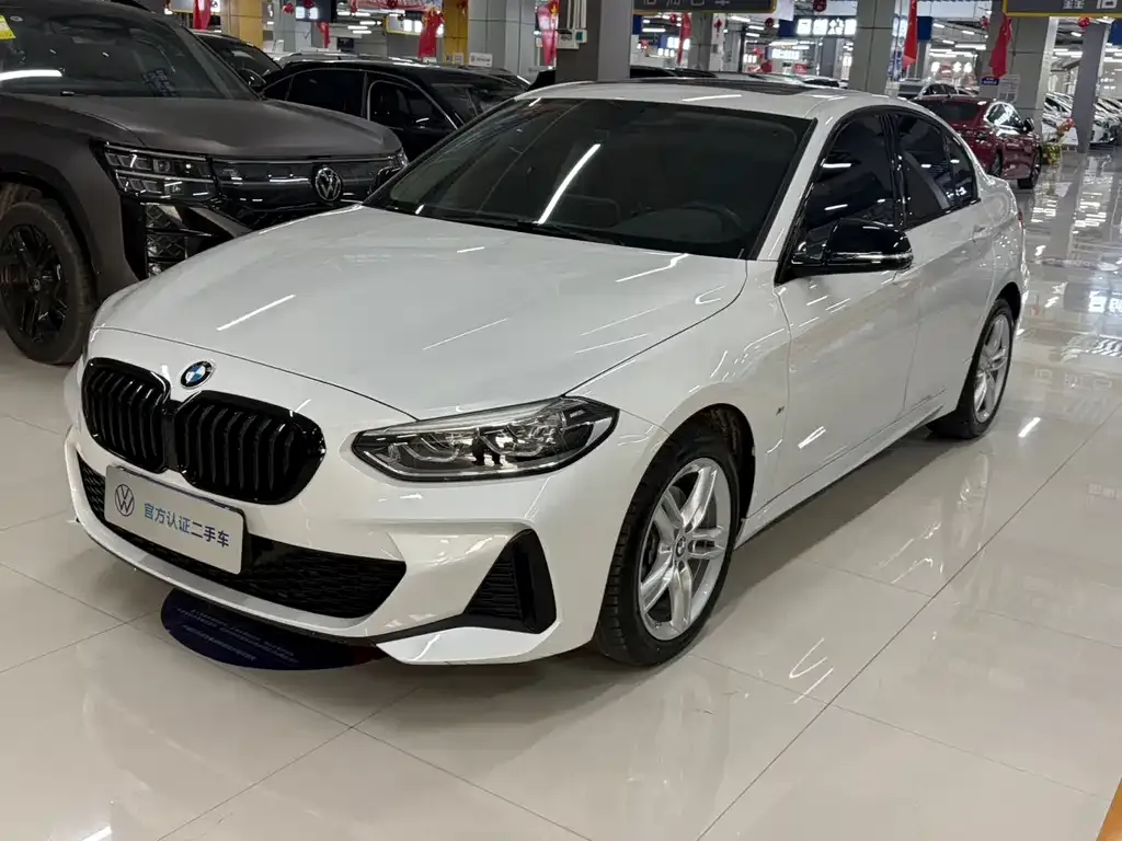 BMW 1 Series — фото 1
