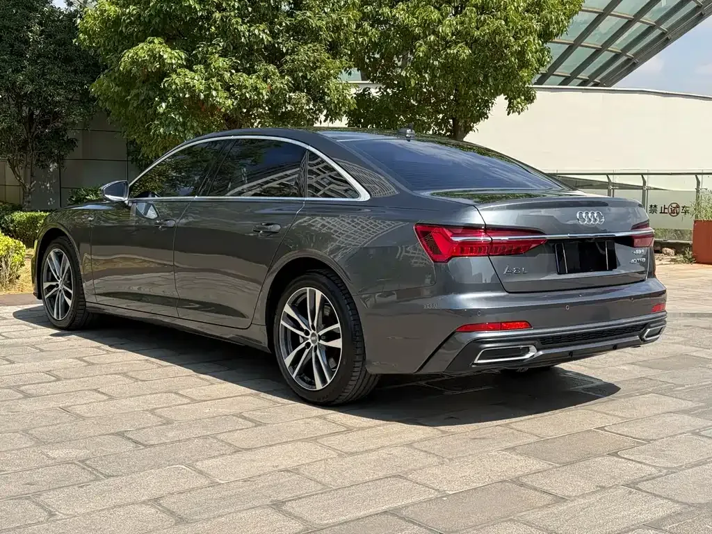 Audi A6L — фото 6