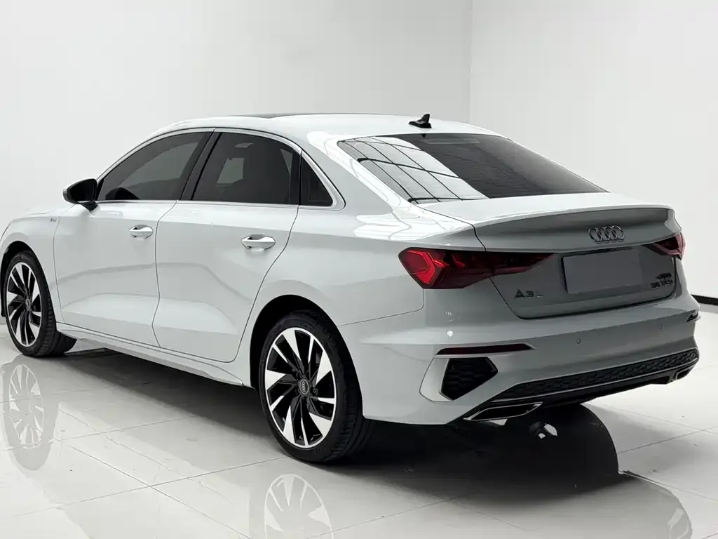 Audi A3 — фото 7