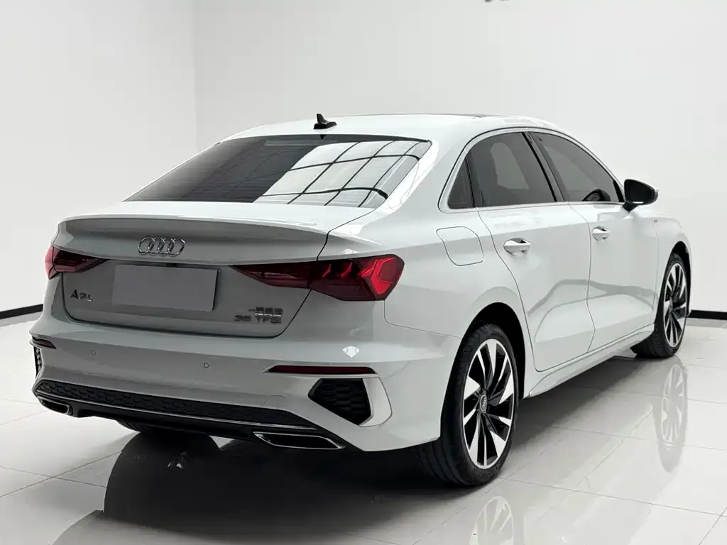 Audi A3 — фото 8