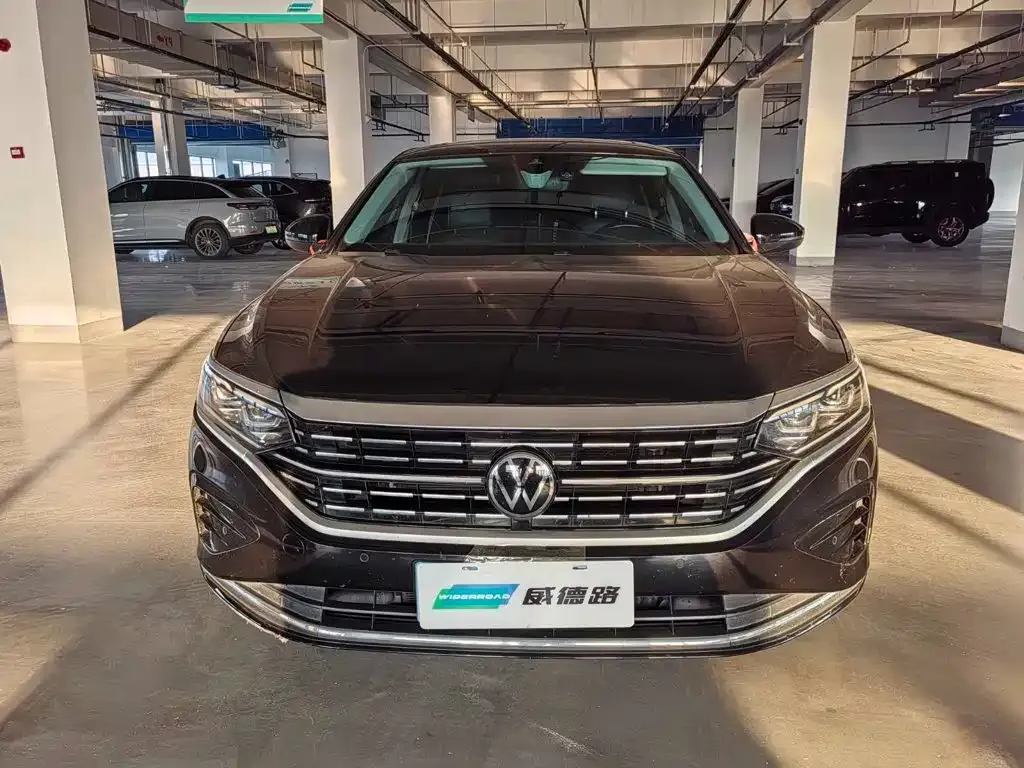 Volkswagen Passat — фото 7