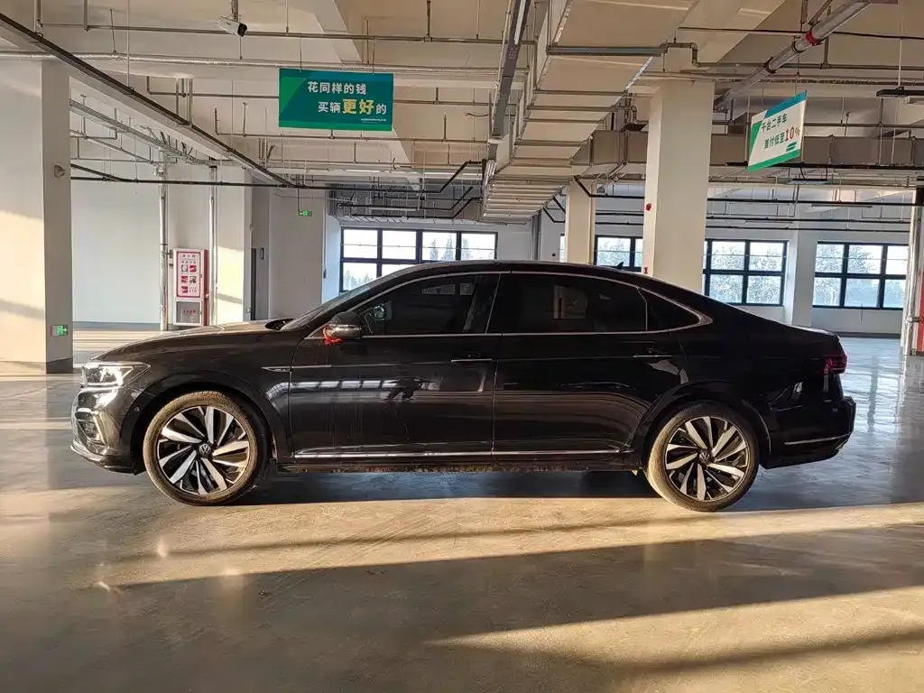 Volkswagen Passat — фото 4