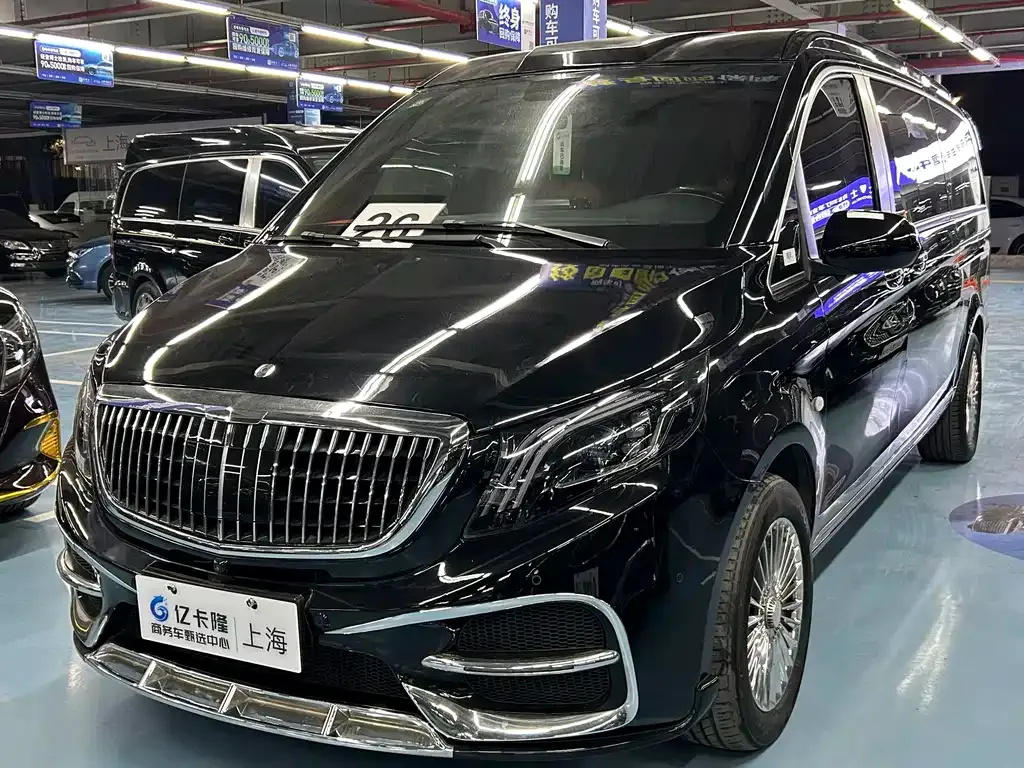 Mercedes-Benz Vito — фото 1