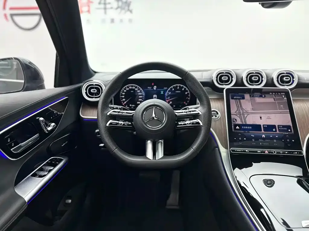 Mercedes-Benz GLC — фото 9