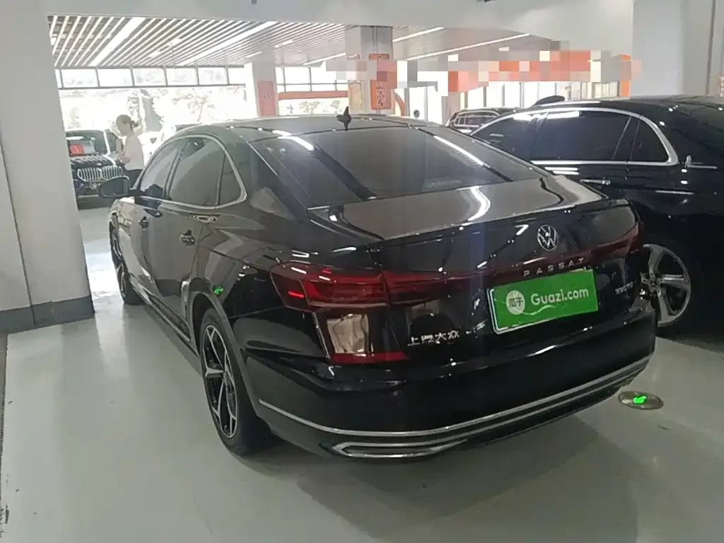 Volkswagen Passat — фото 6