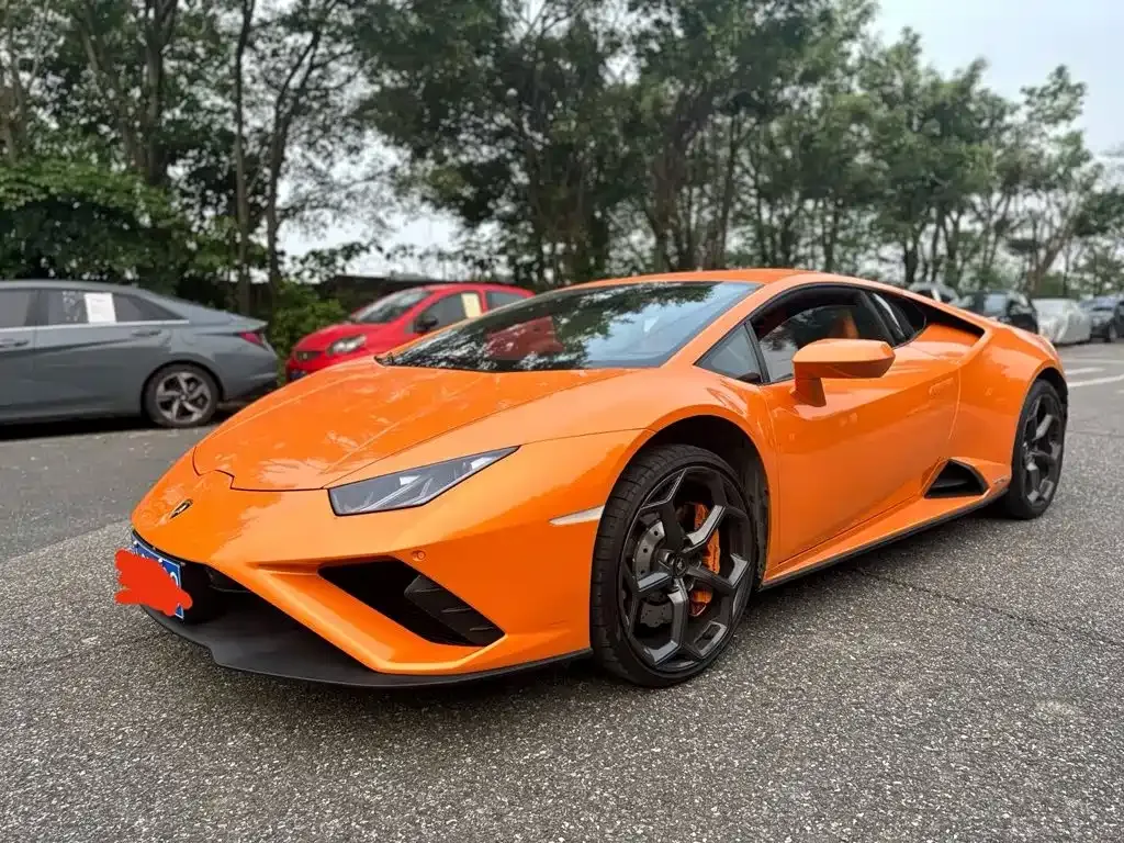 Lamborghini Huracan — фото 1