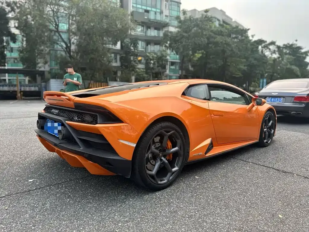 Lamborghini Huracan — фото 5