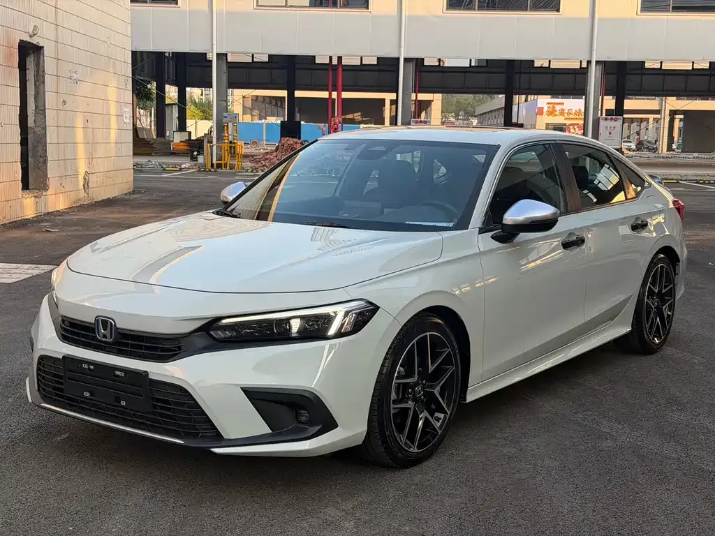 Honda Civic — фото 1
