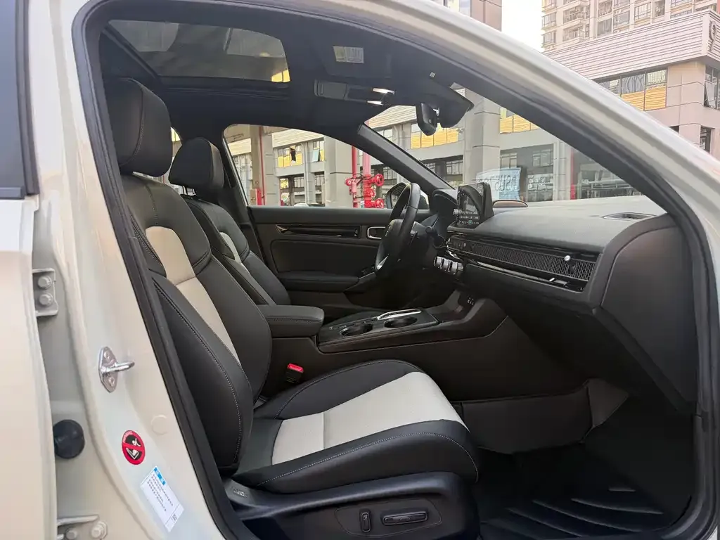 Honda Civic — фото 3