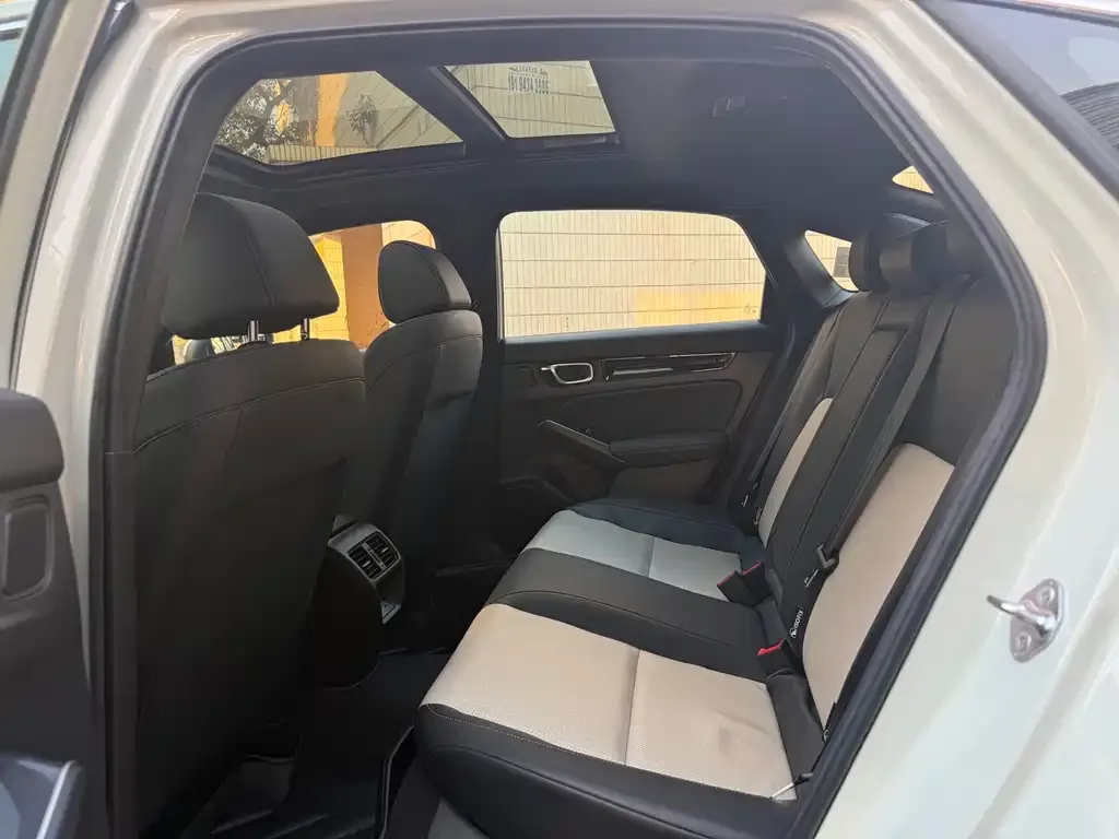 Honda Civic — фото 5