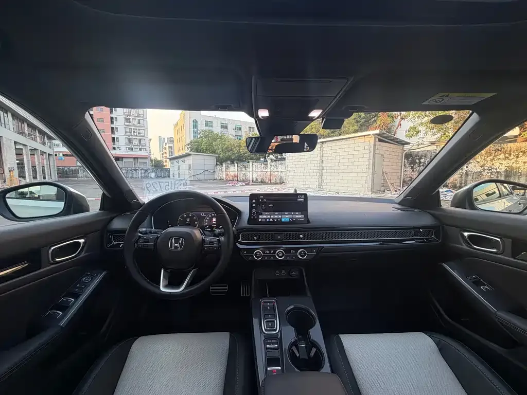 Honda Civic — фото 4